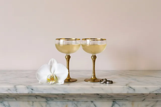 Een rozige toast voor twee