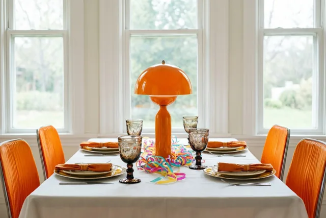 Nieuwjaar aan de oranje feesttafel