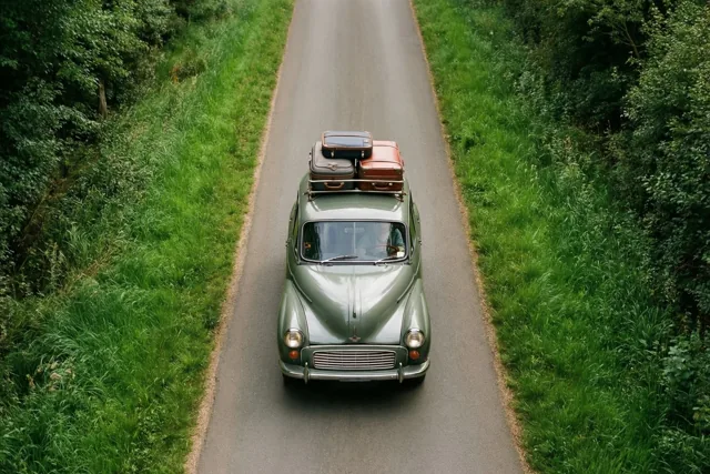 Dag vanuit de oude auto