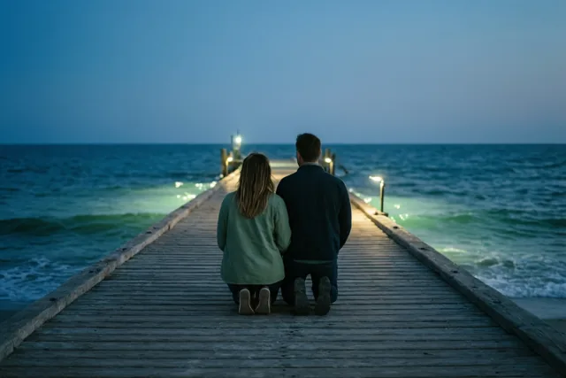 Samen verloofd, samen aan zee