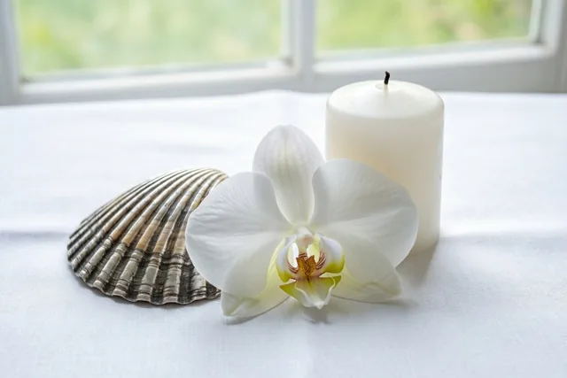 Doopwensen met een witte orchidee