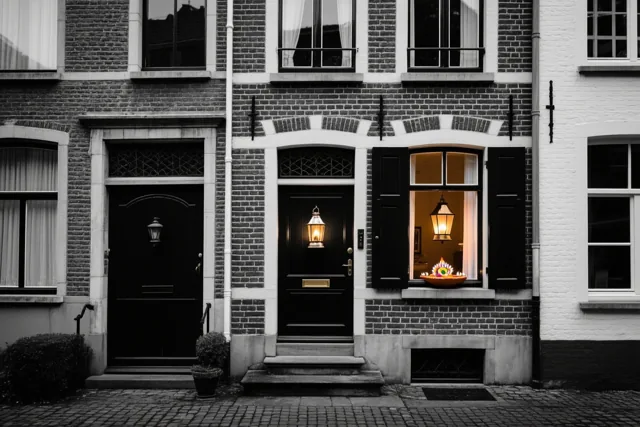 Een lichtje aan het raam