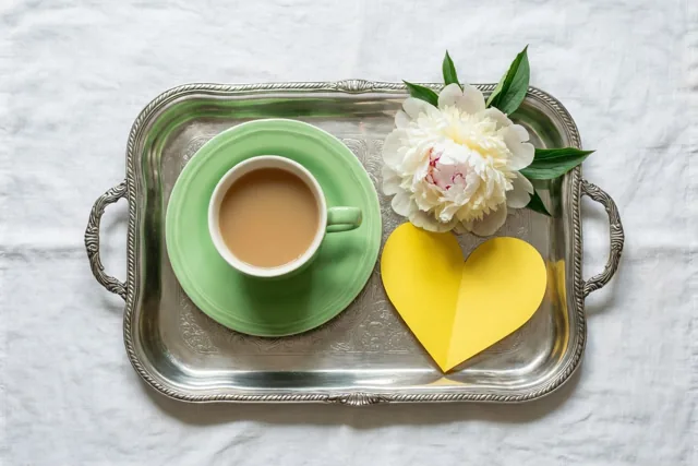 Een hartje bij mama's thee