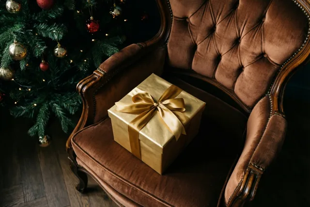 Een gouden pakje vol kerstwarmte