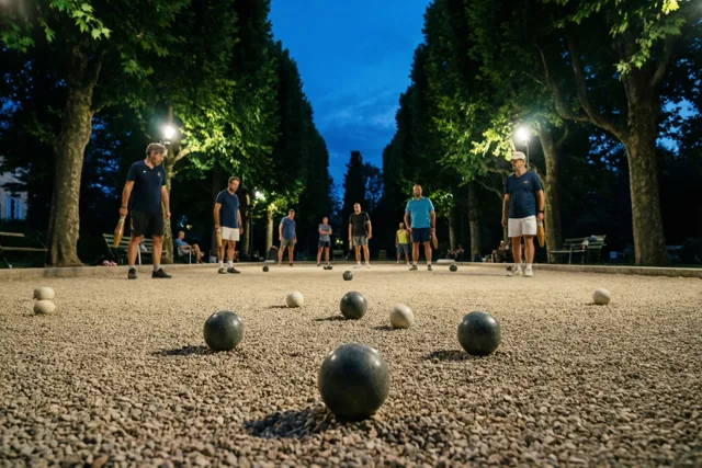 Groetjes van de petanquebaan